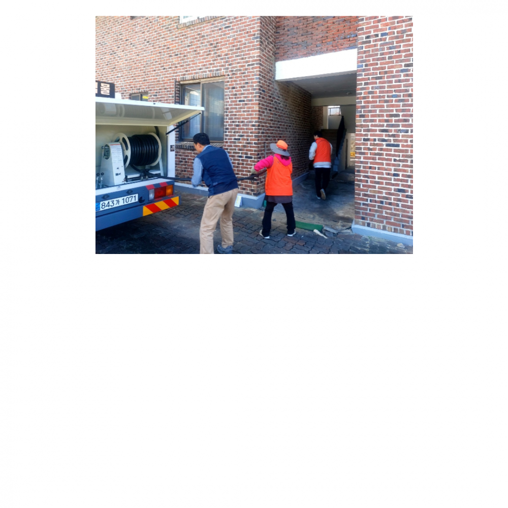 249aca83e6686f1b52c757a1f2f590a1_1763199